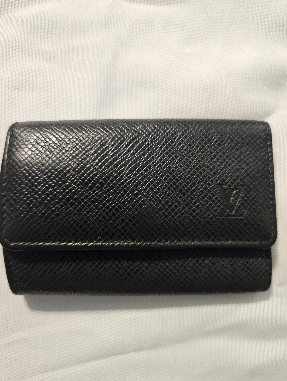 Louis Vuitton Black Taiga Leather Multicles 6 Key Holder